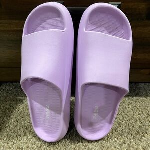 Lilac Women’s slides